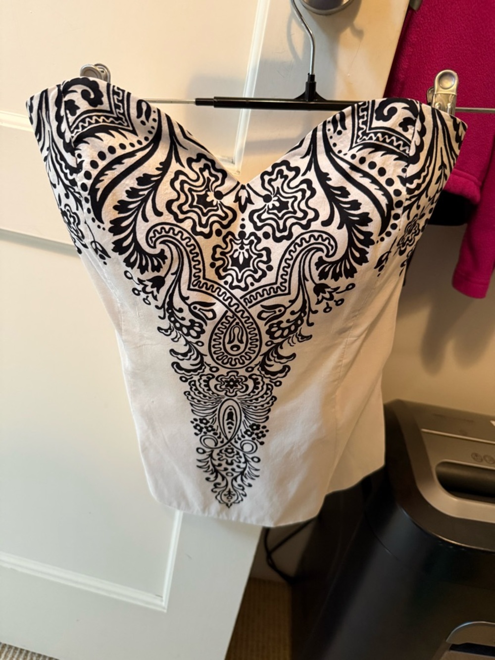 White House Black Market Women’s White Strapless Top with Black Ornate Print